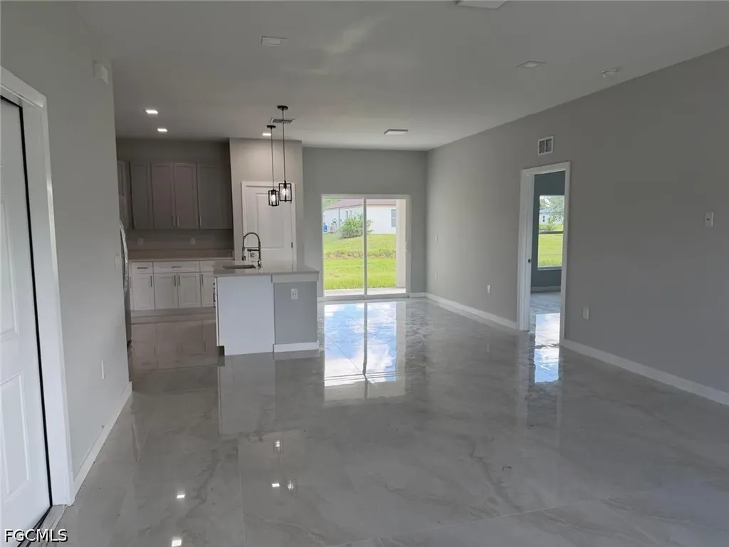484 Westdale Avenue Lehigh Acres FL 33972
