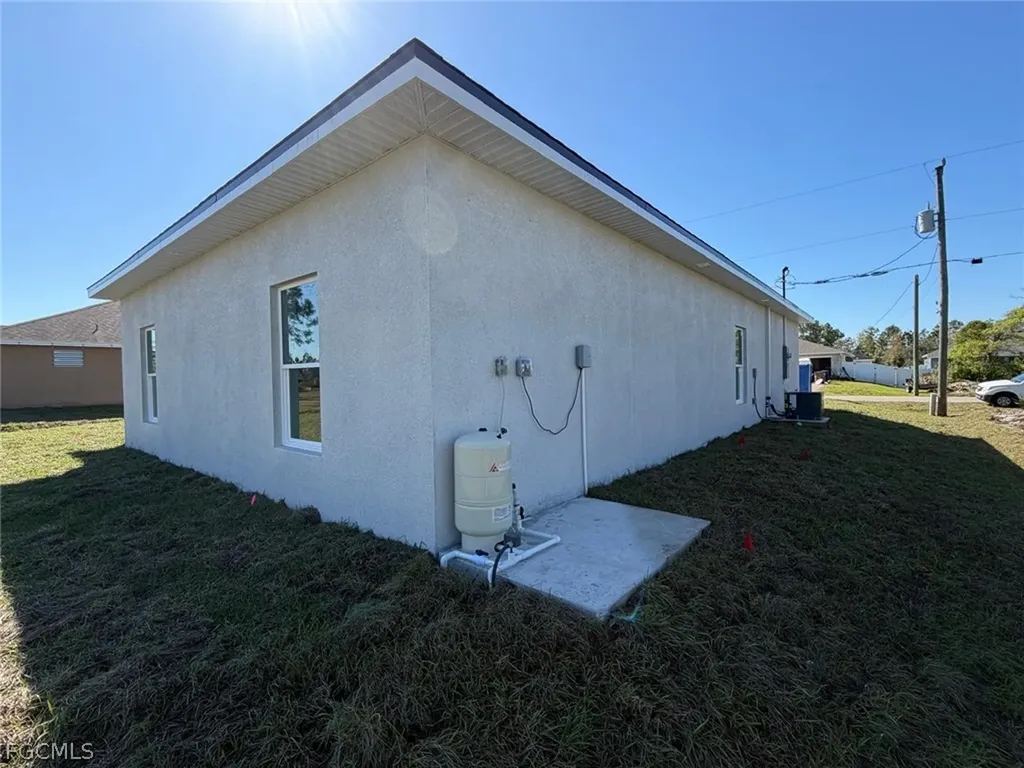 484 Westdale Avenue Lehigh Acres FL 33972