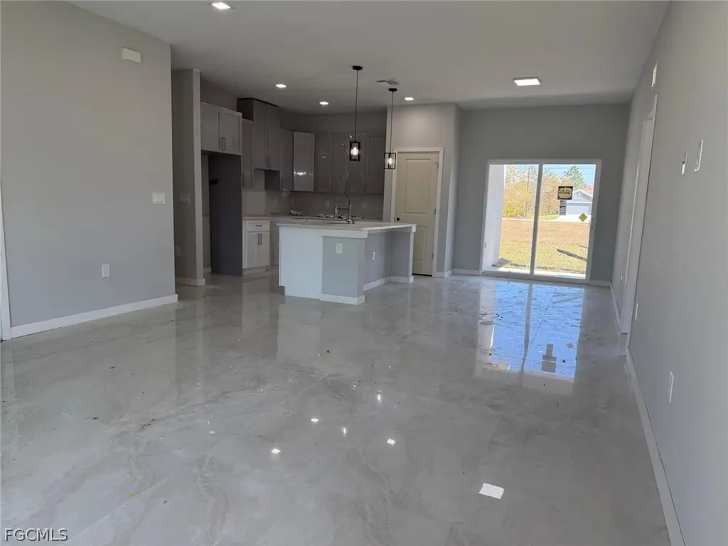 484 Westdale Avenue Lehigh Acres FL 33972