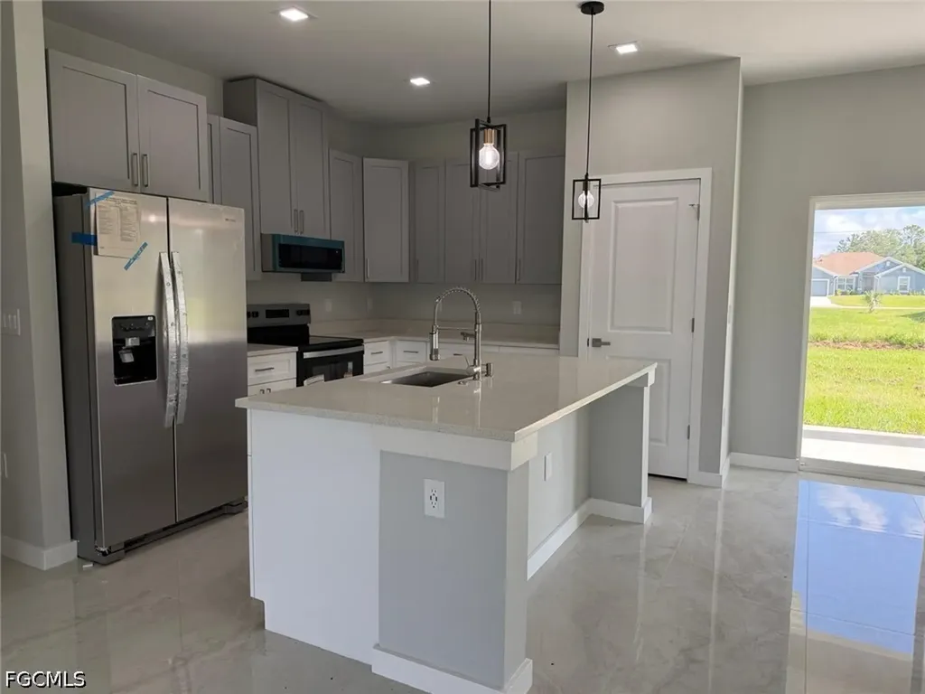 484 Westdale Avenue Lehigh Acres FL 33972