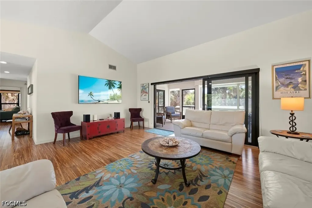 4339 Gulf Pines Drive Sanibel FL 33957