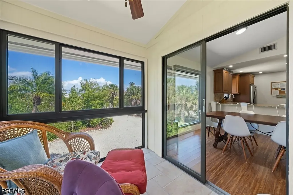 4339 Gulf Pines Drive Sanibel FL 33957