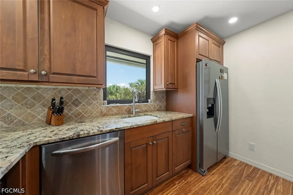 4339 Gulf Pines Drive Sanibel FL 33957
