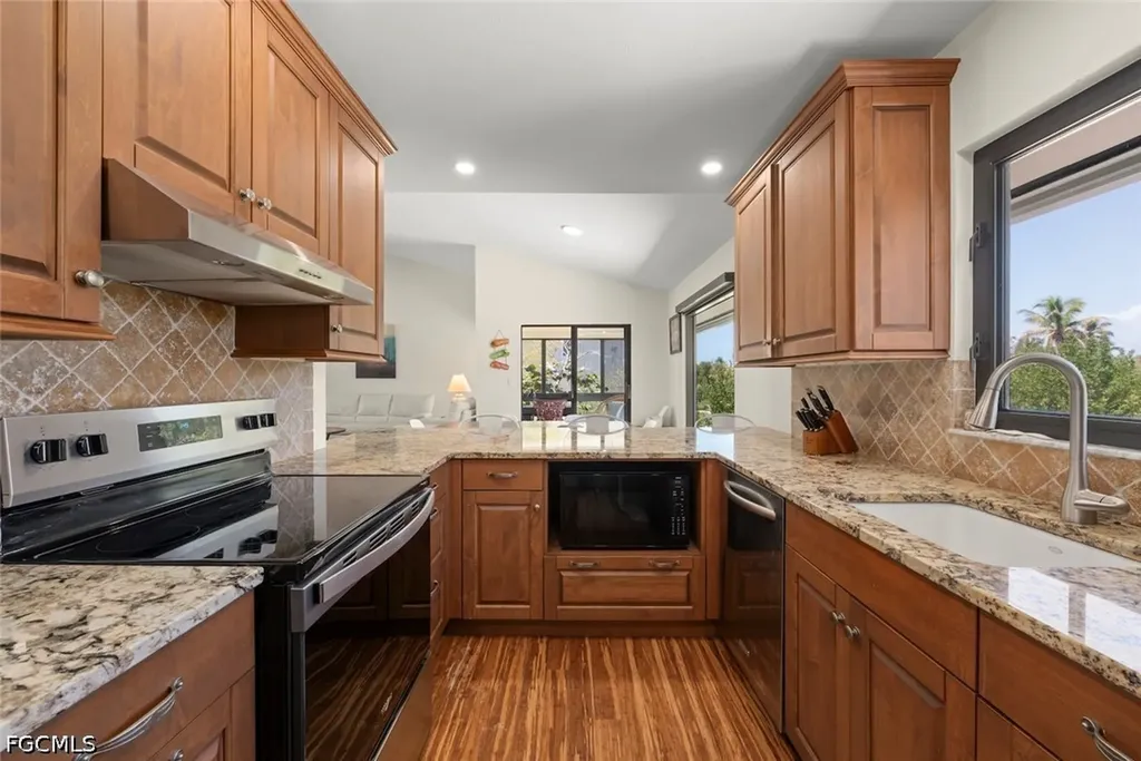 4339 Gulf Pines Drive Sanibel FL 33957