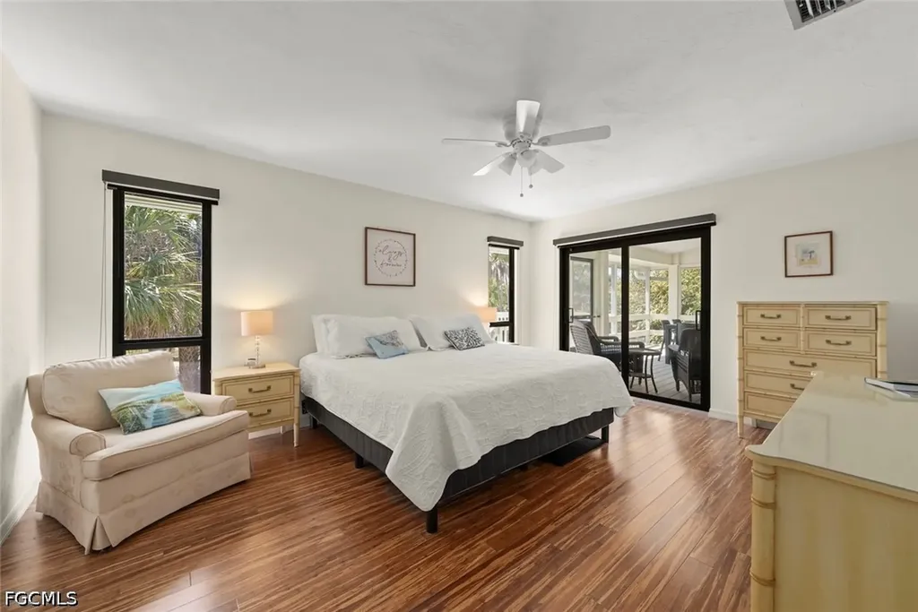 4339 Gulf Pines Drive Sanibel FL 33957