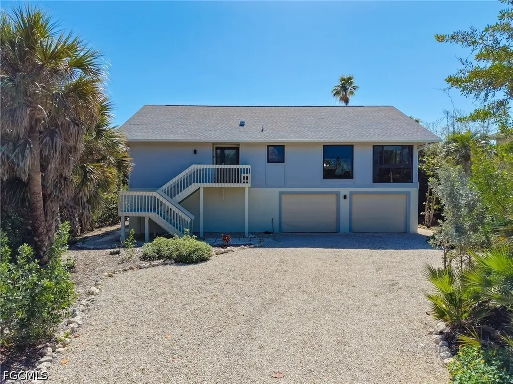 4339 Gulf Pines Drive Sanibel FL 33957