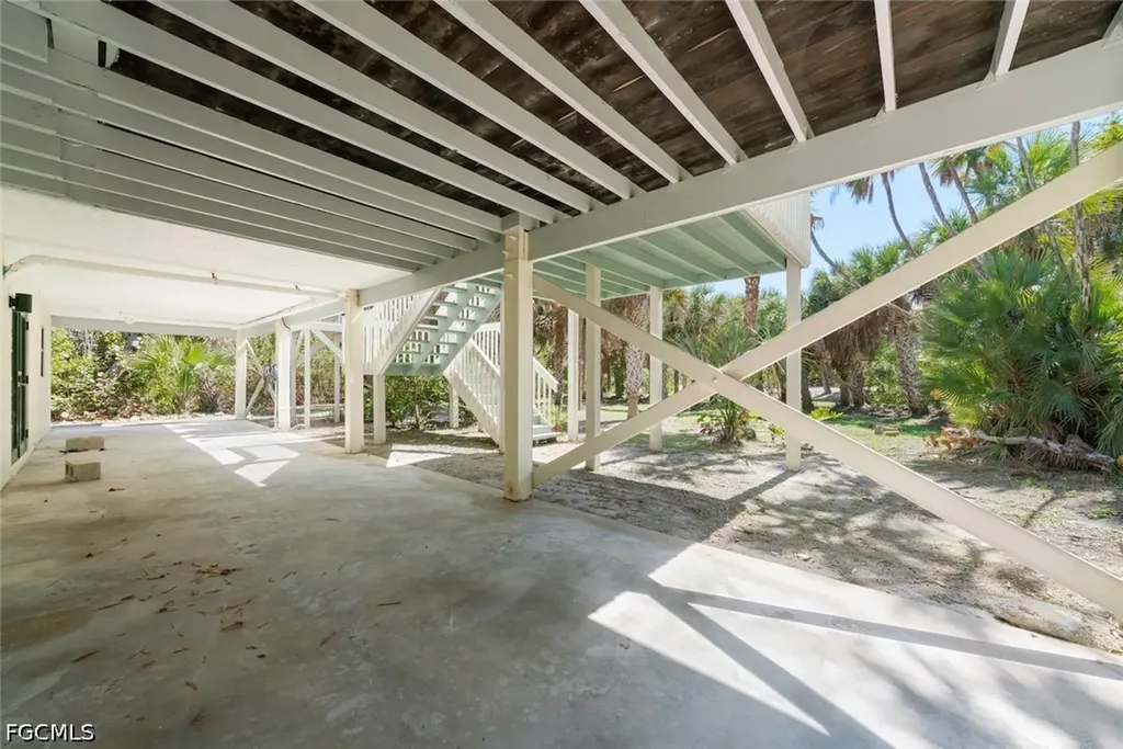 4339 Gulf Pines Drive Sanibel FL 33957