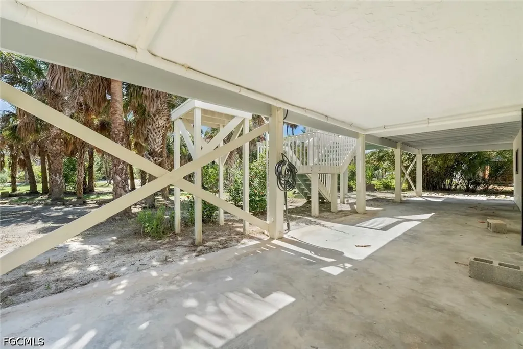 4339 Gulf Pines Drive Sanibel FL 33957