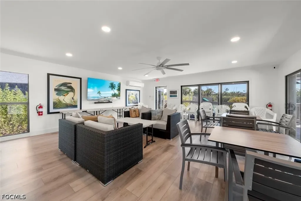 4339 Gulf Pines Drive Sanibel FL 33957