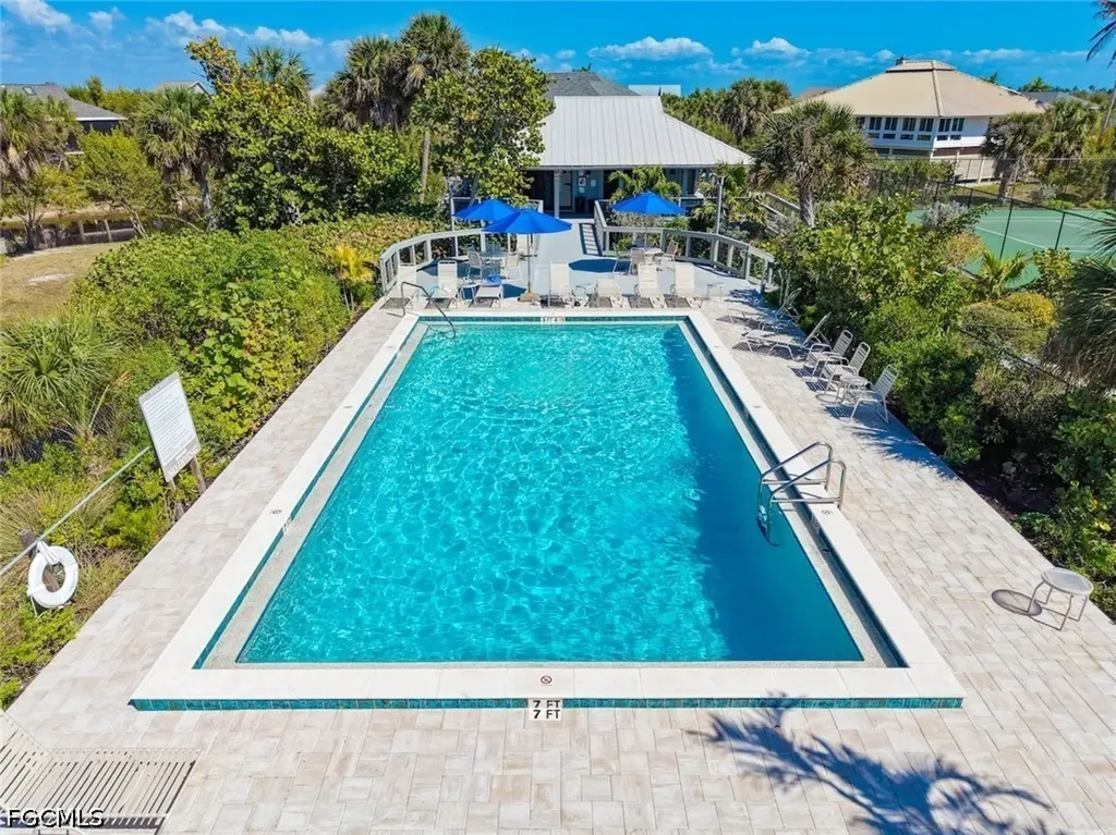 4339 Gulf Pines Drive Sanibel FL 33957