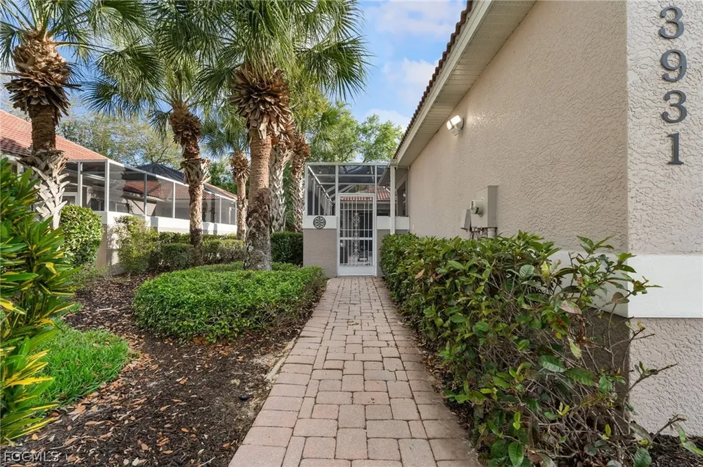 3931 Recreation Lane Naples FL 34116