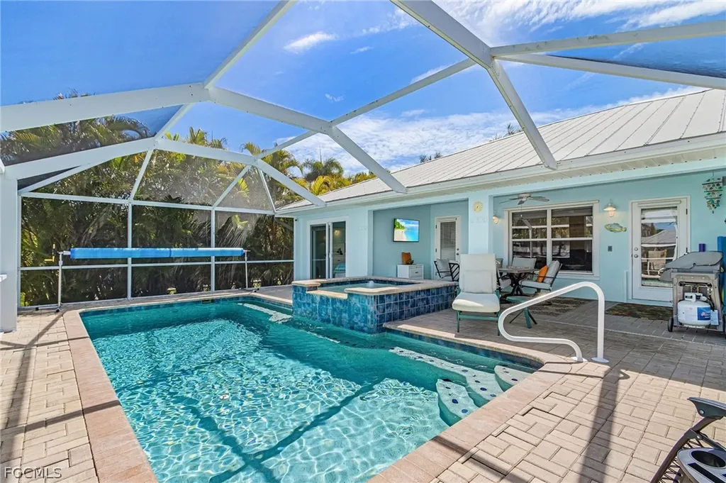 3778 Pinetree Drive St. James City FL 33956