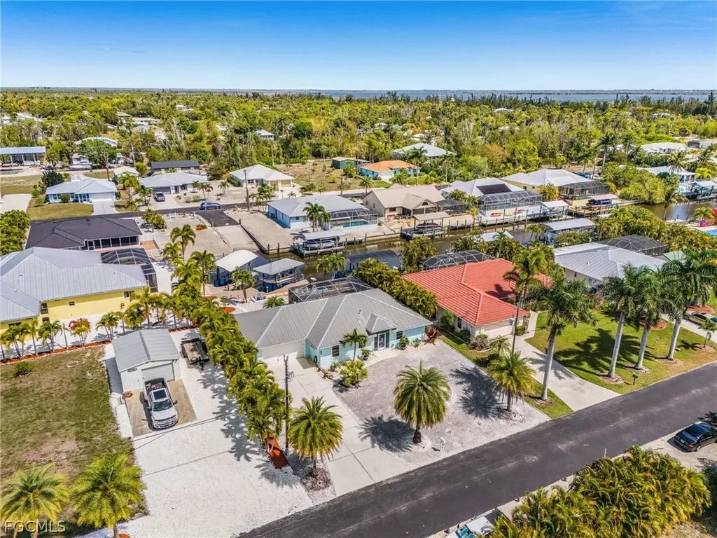 3778 Pinetree Drive St. James City FL 33956