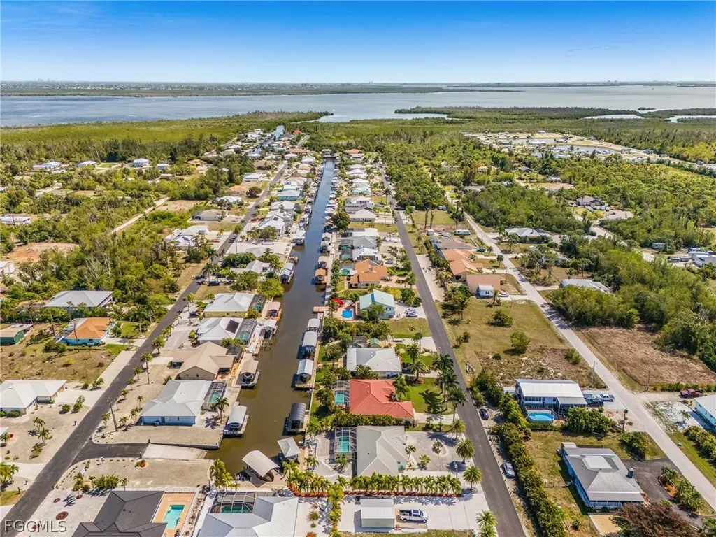 3778 Pinetree Drive St. James City FL 33956