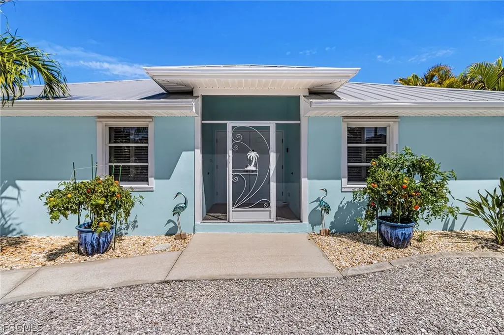 3778 Pinetree Drive St. James City FL 33956