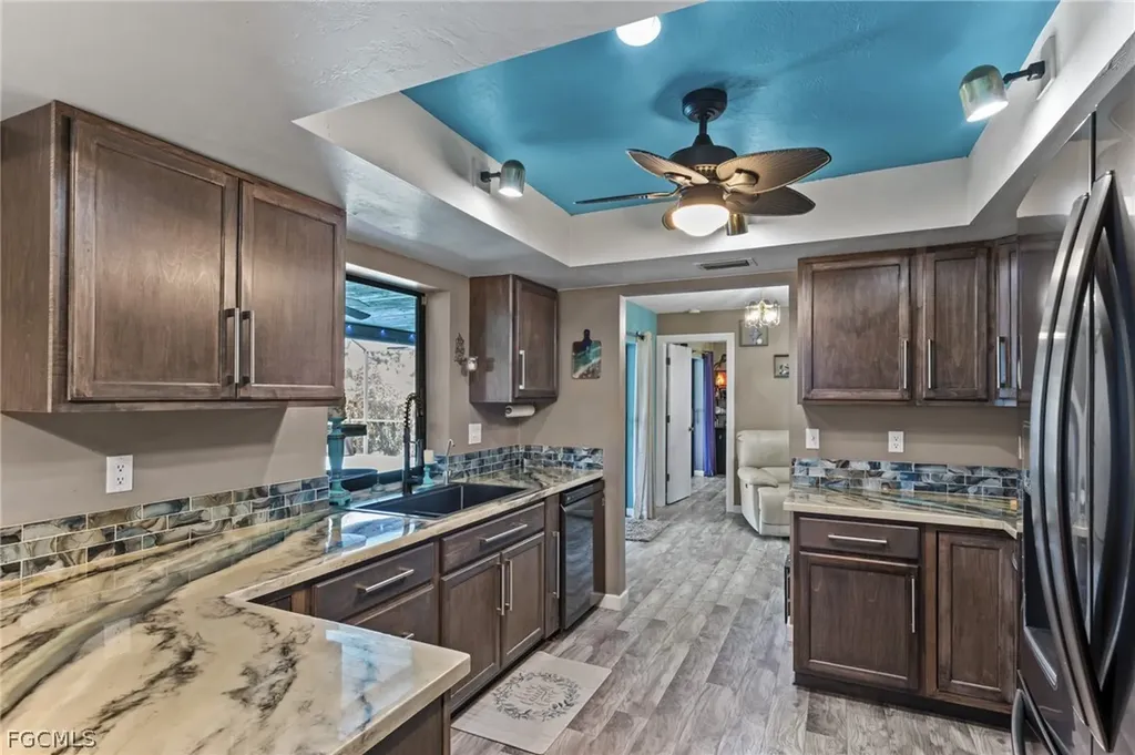 241 Connecticut Avenue Fort Myers FL 33905
