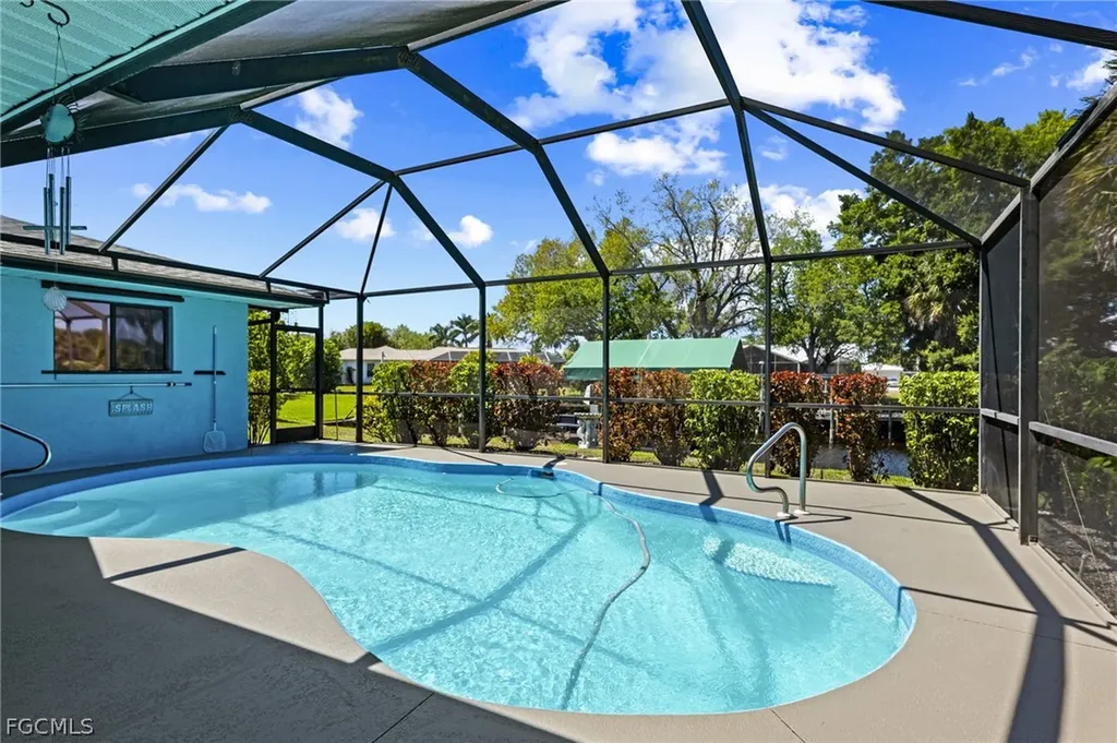 241 Connecticut Avenue Fort Myers FL 33905