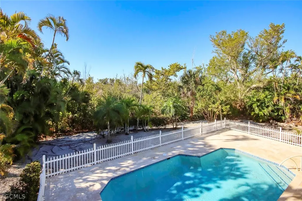 Sanibel FL 33957