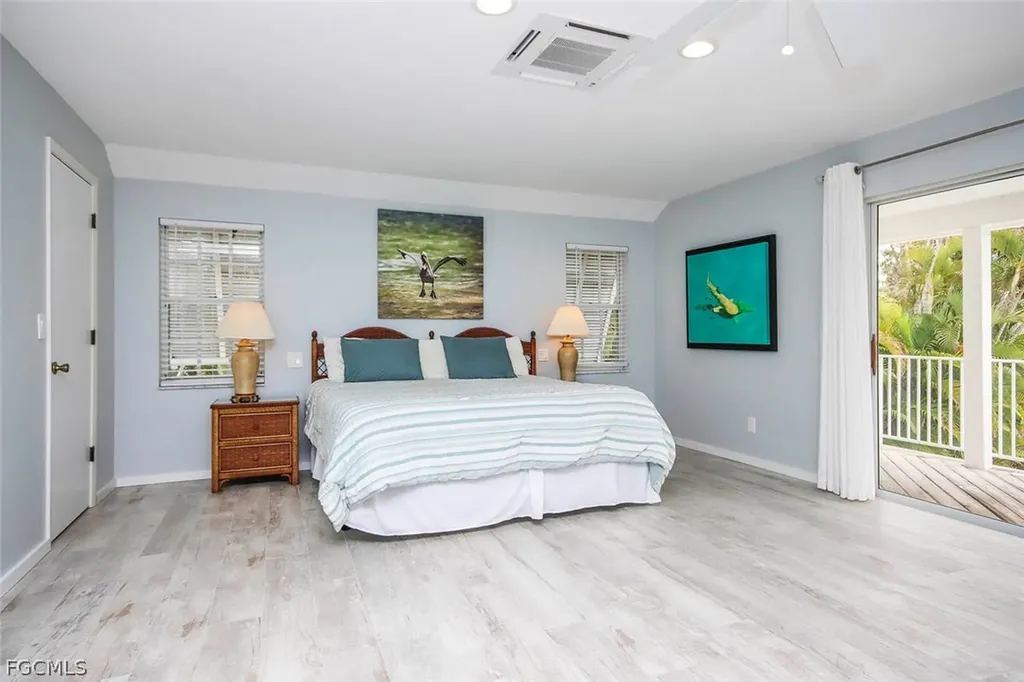 Sanibel FL 33957