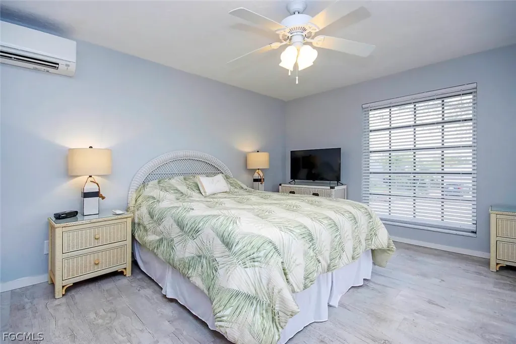 Sanibel FL 33957