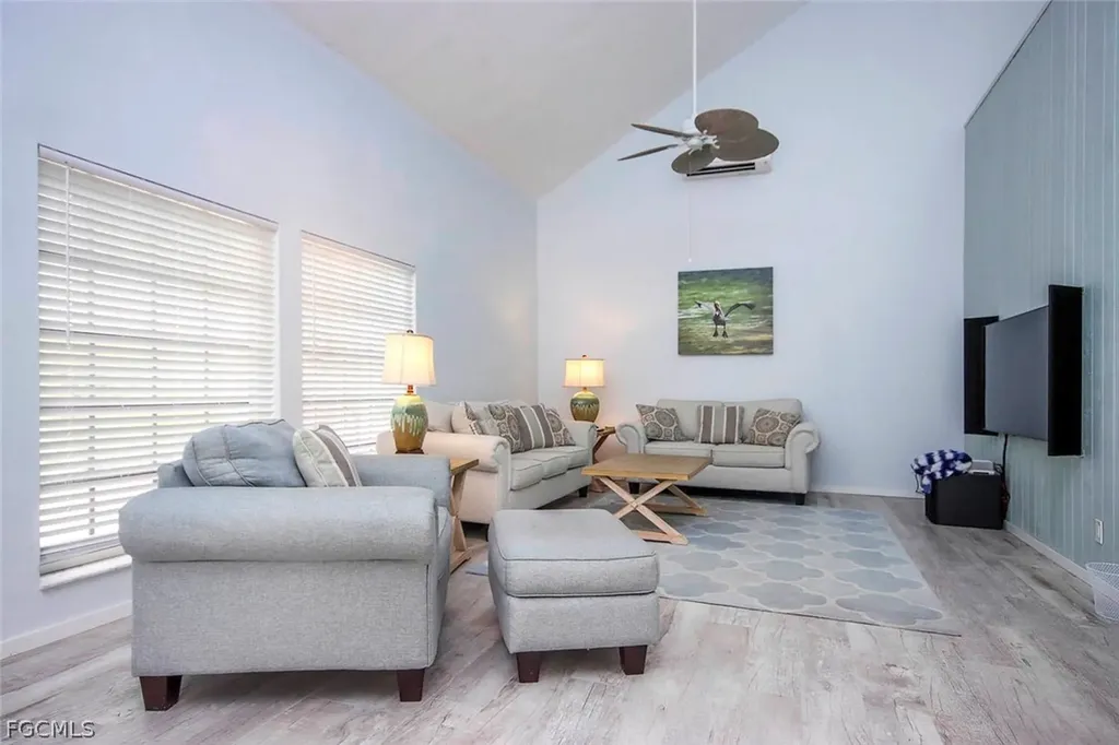 Sanibel FL 33957