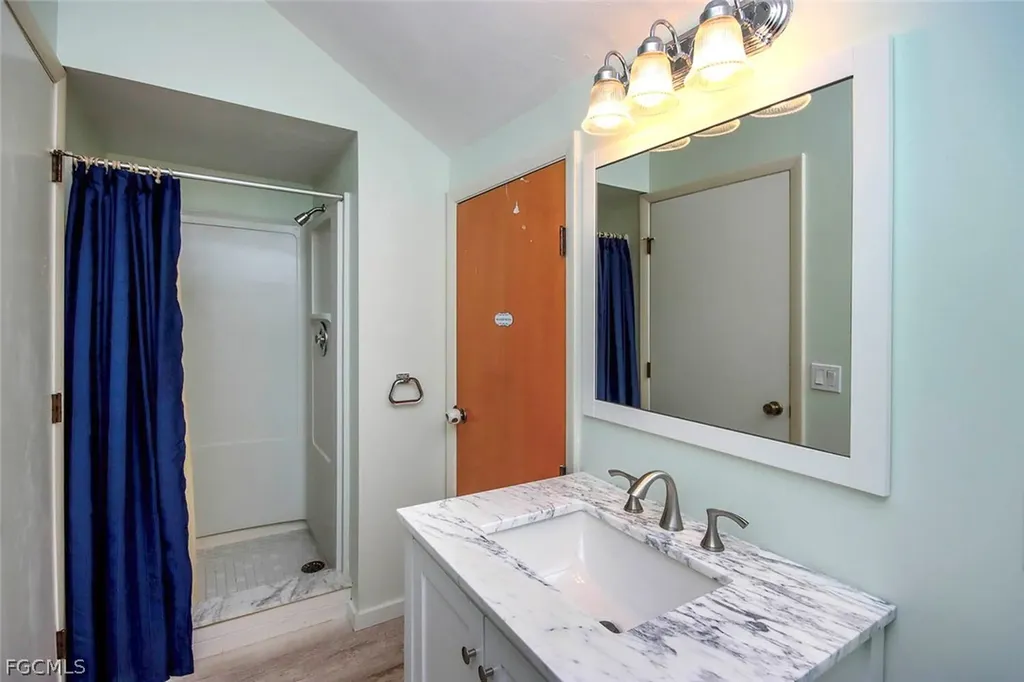 Sanibel FL 33957