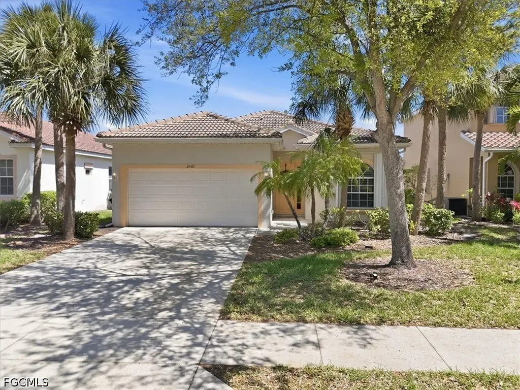 2561 Deerfield Lake Court Cape Coral FL 33909