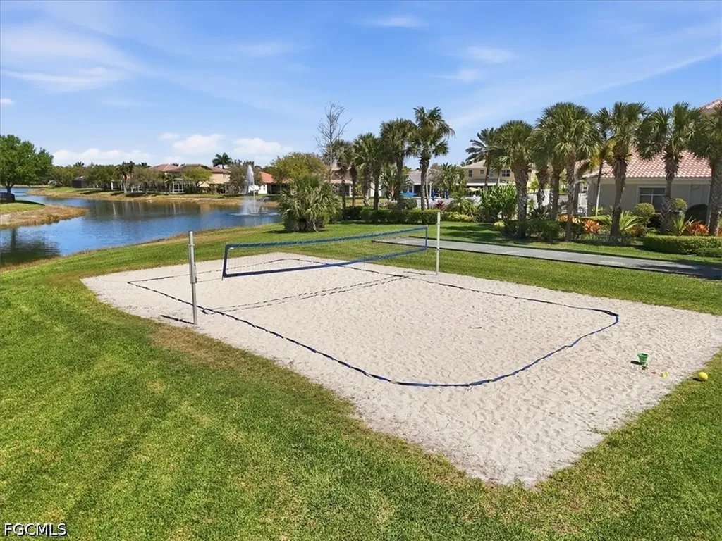 2561 Deerfield Lake Court Cape Coral FL 33909