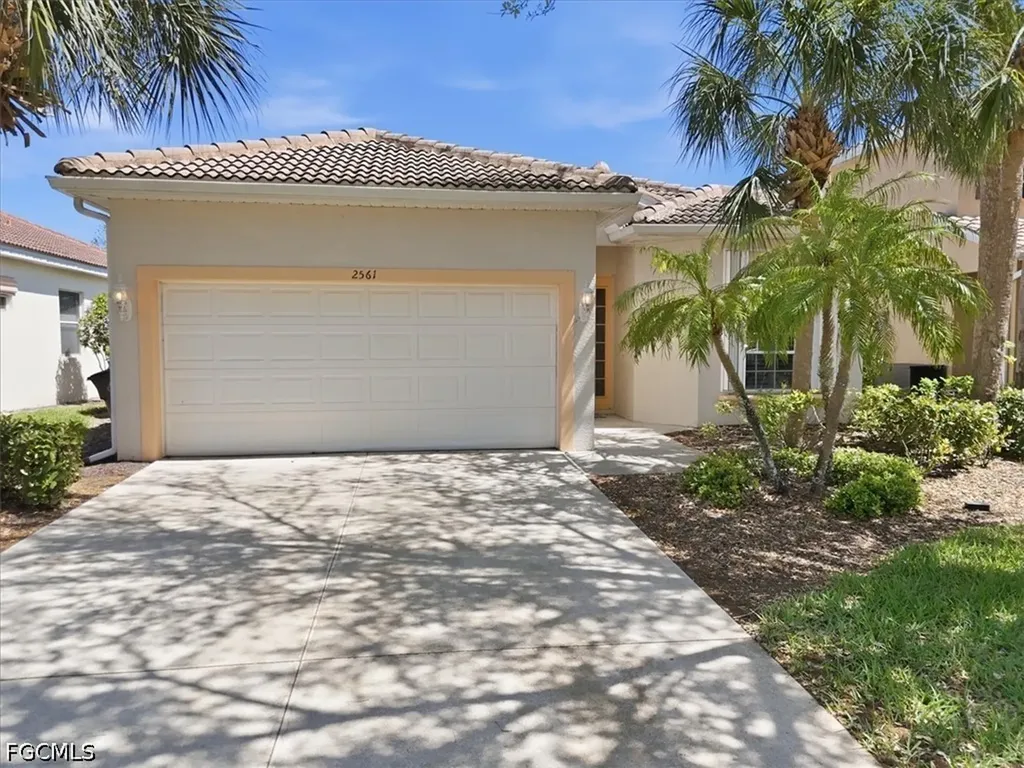 2561 Deerfield Lake Court Cape Coral FL 33909
