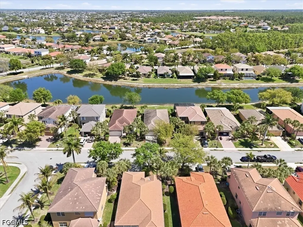 2561 Deerfield Lake Court Cape Coral FL 33909