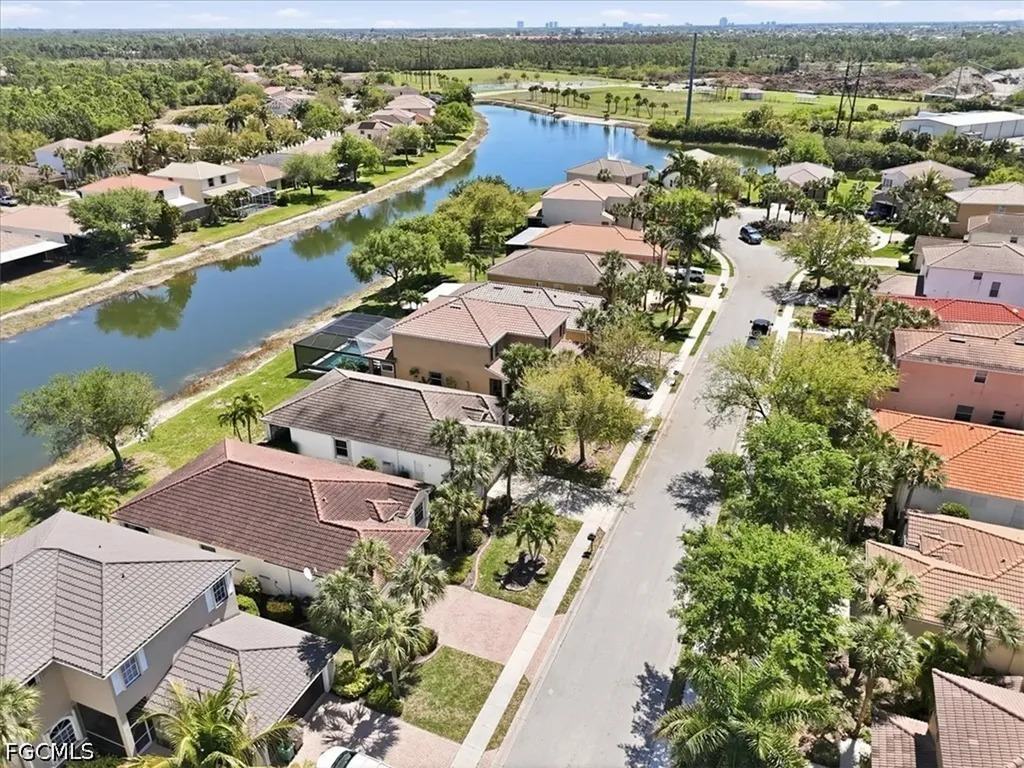 2561 Deerfield Lake Court Cape Coral FL 33909