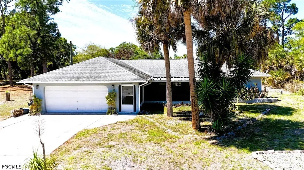 403 Mcarthur Avenue Lehigh Acres FL 33936