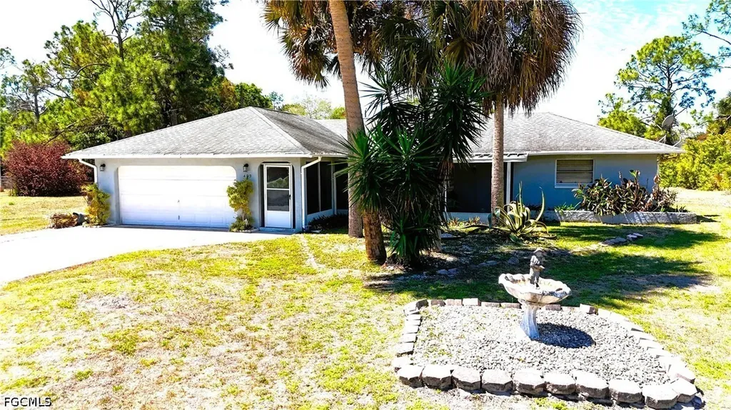 403 Mcarthur Avenue Lehigh Acres FL 33936