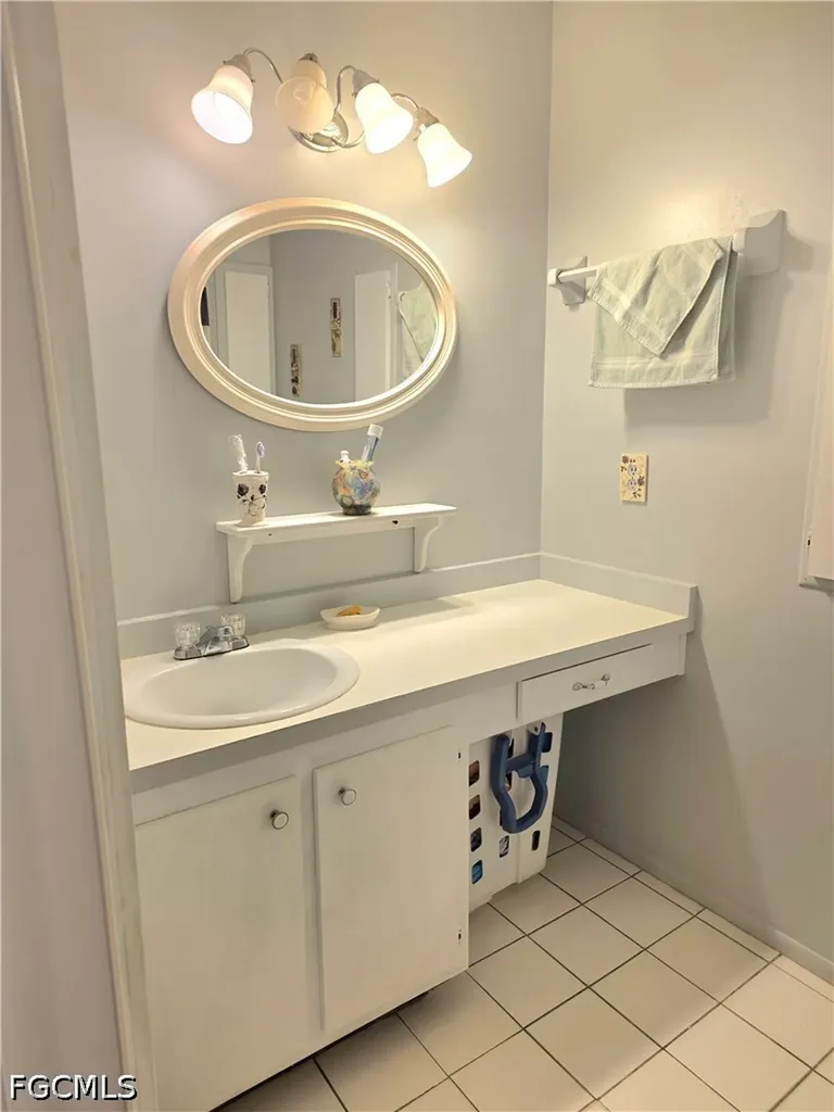 403 Mcarthur Avenue Lehigh Acres FL 33936
