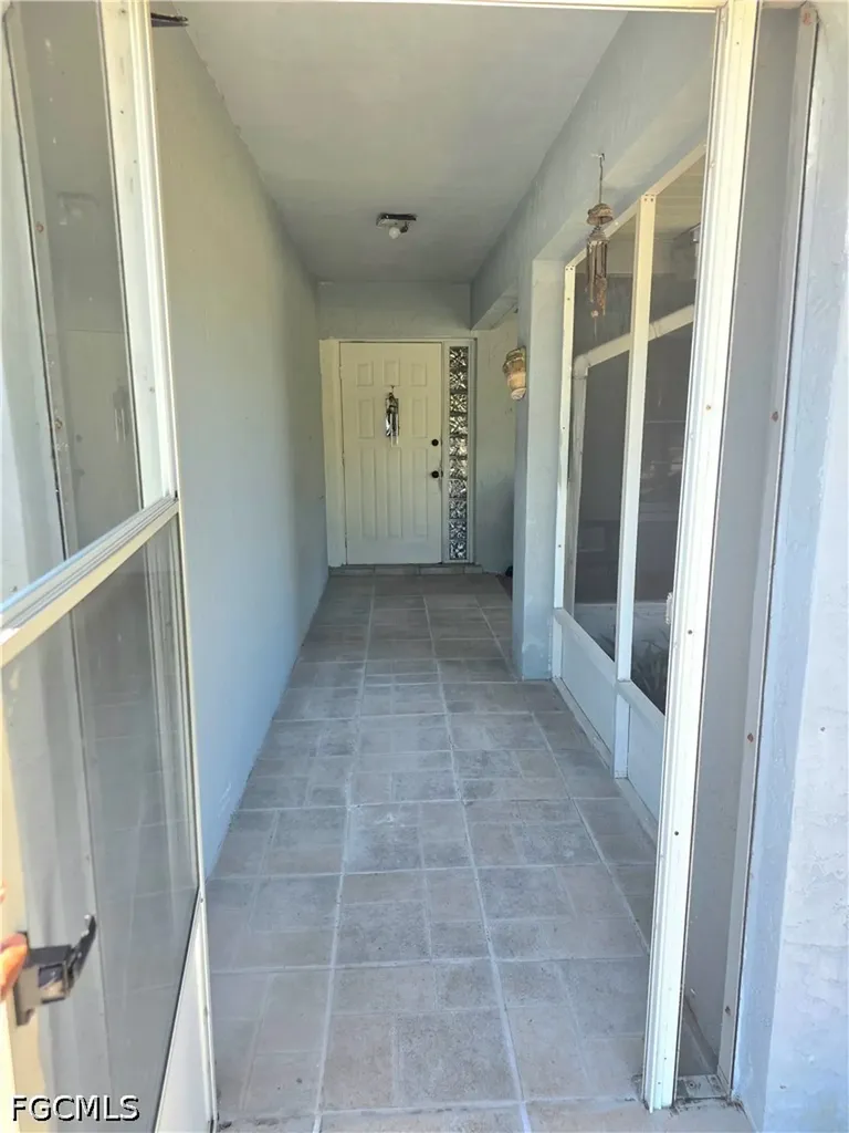 403 Mcarthur Avenue Lehigh Acres FL 33936