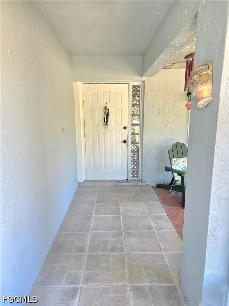 403 Mcarthur Avenue Lehigh Acres FL 33936