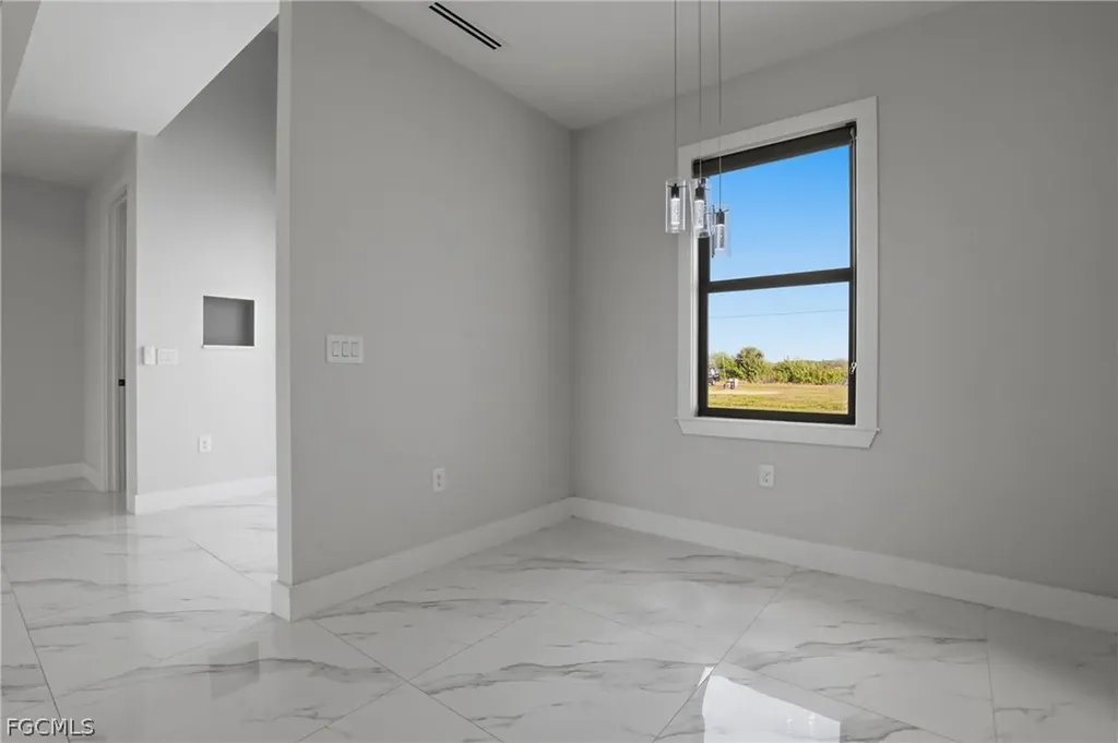1108 NE 19th Terrace Cape Coral FL 33909