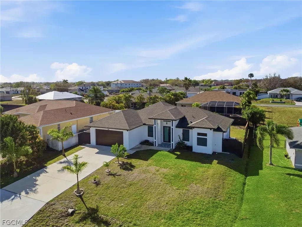 1108 NE 19th Terrace Cape Coral FL 33909