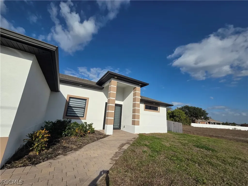 1140 NW 19th Avenue Cape Coral FL 33993