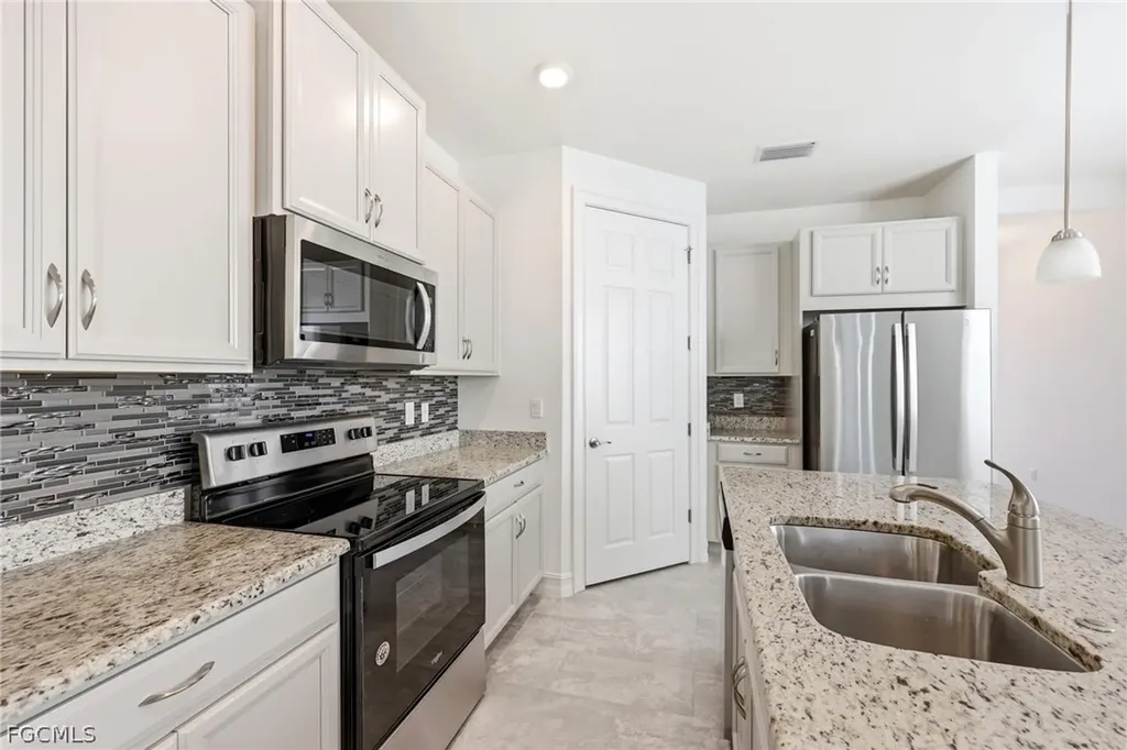 28347 Captiva Shell Loop Bonita Springs FL 34135