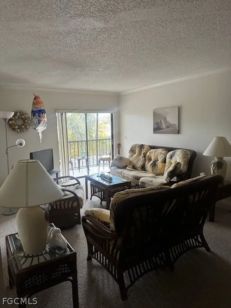 12491 Mcgregor Boulevard Fort Myers FL 33919