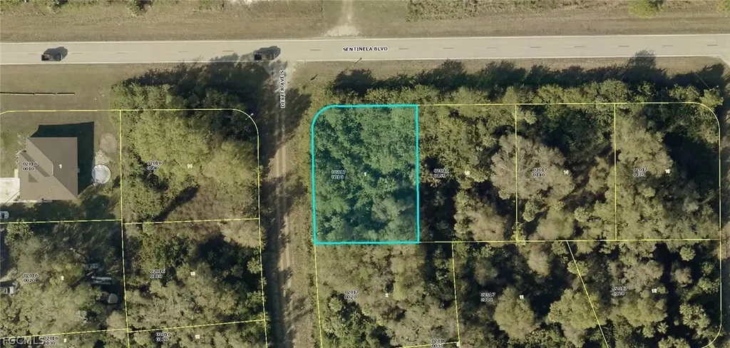 121 Dexter Avenue S Lehigh Acres FL 33974