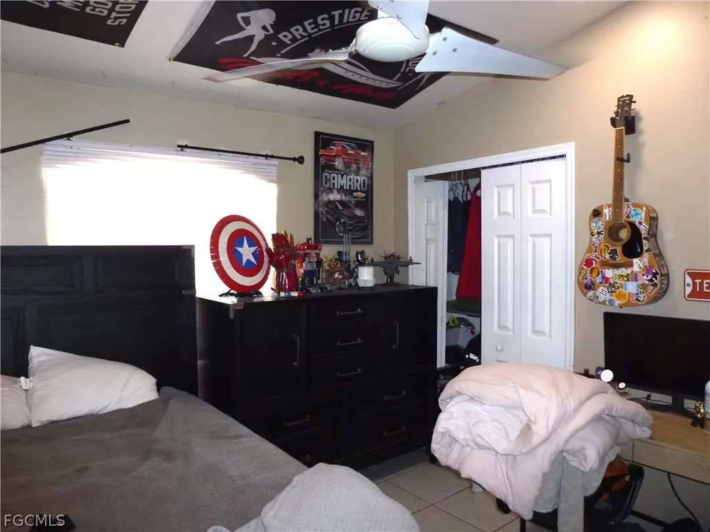 513 SE 16th Place Cape Coral FL 33990