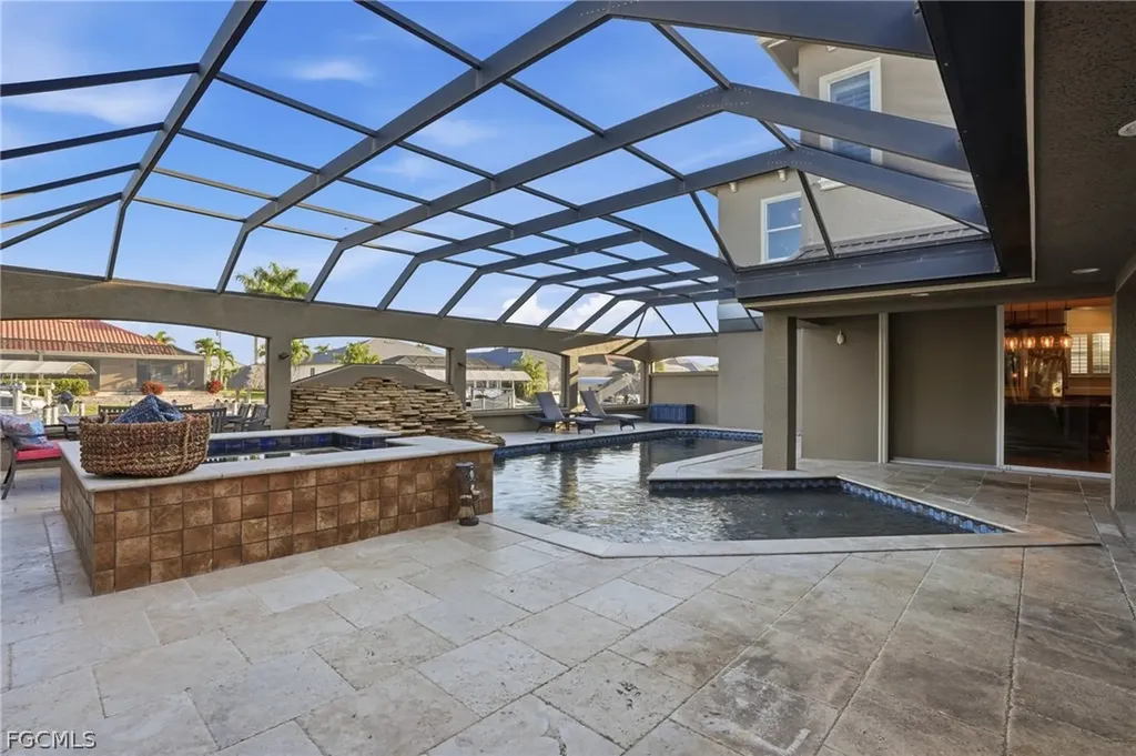 2827 SW 33rd Street Cape Coral FL 33914