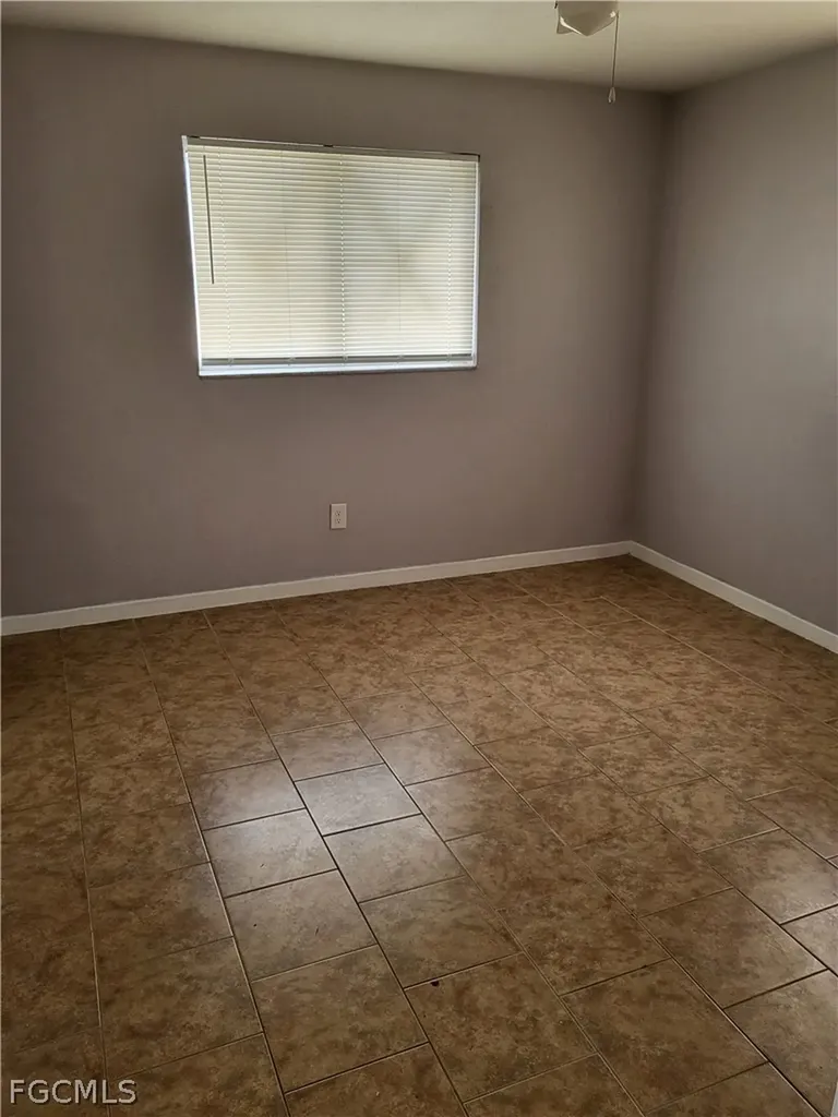 1916 High Street Fort Myers FL 33916