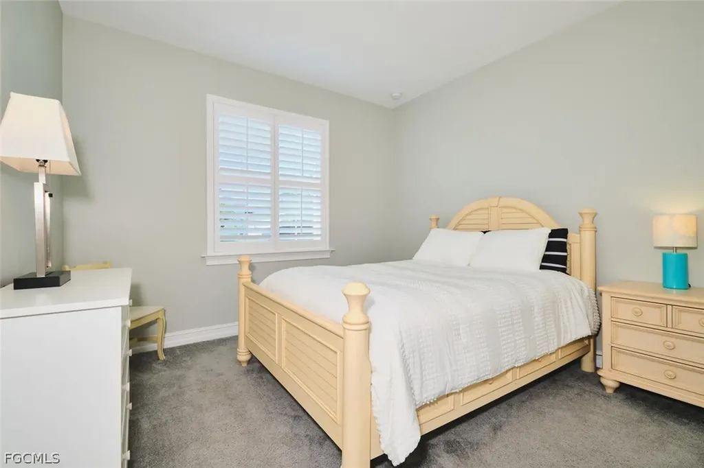 183 Destiny Circle Cape Coral FL 33990
