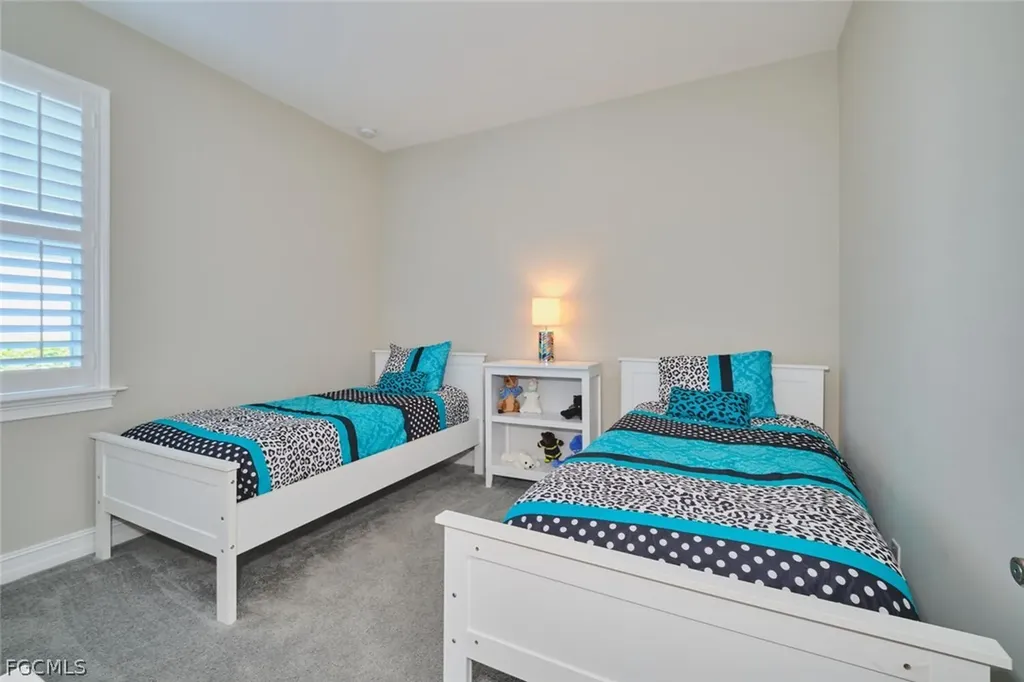 183 Destiny Circle Cape Coral FL 33990
