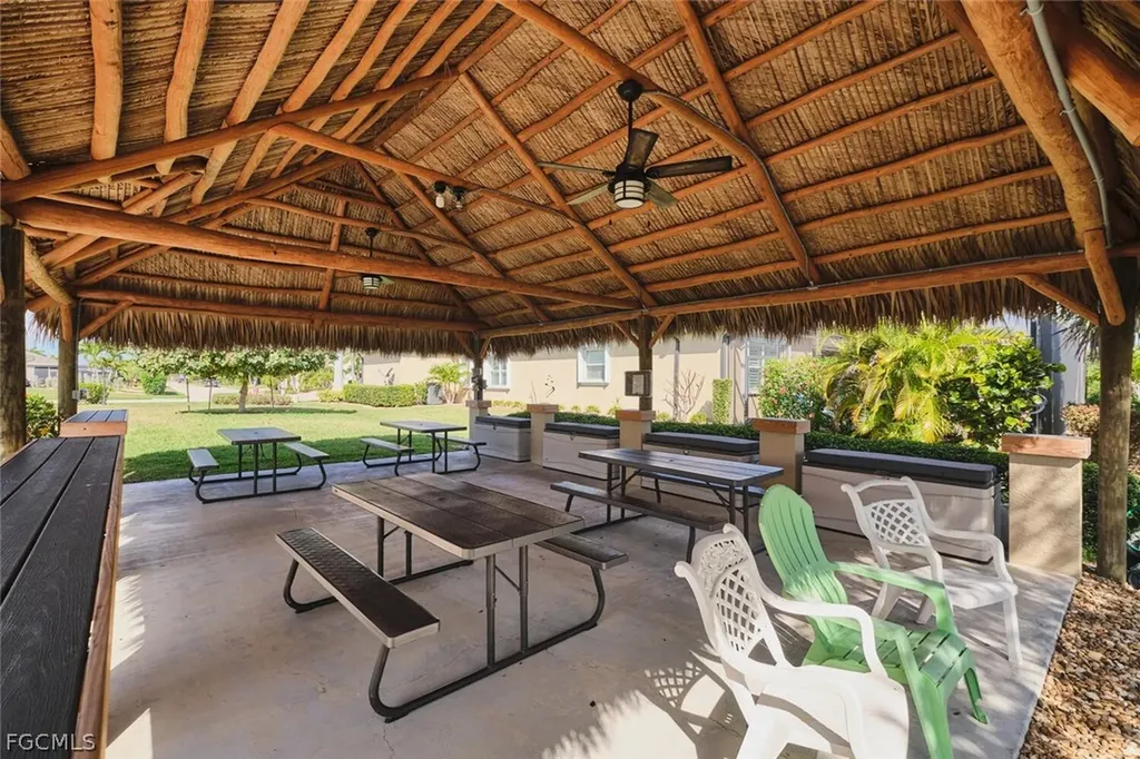 183 Destiny Circle Cape Coral FL 33990