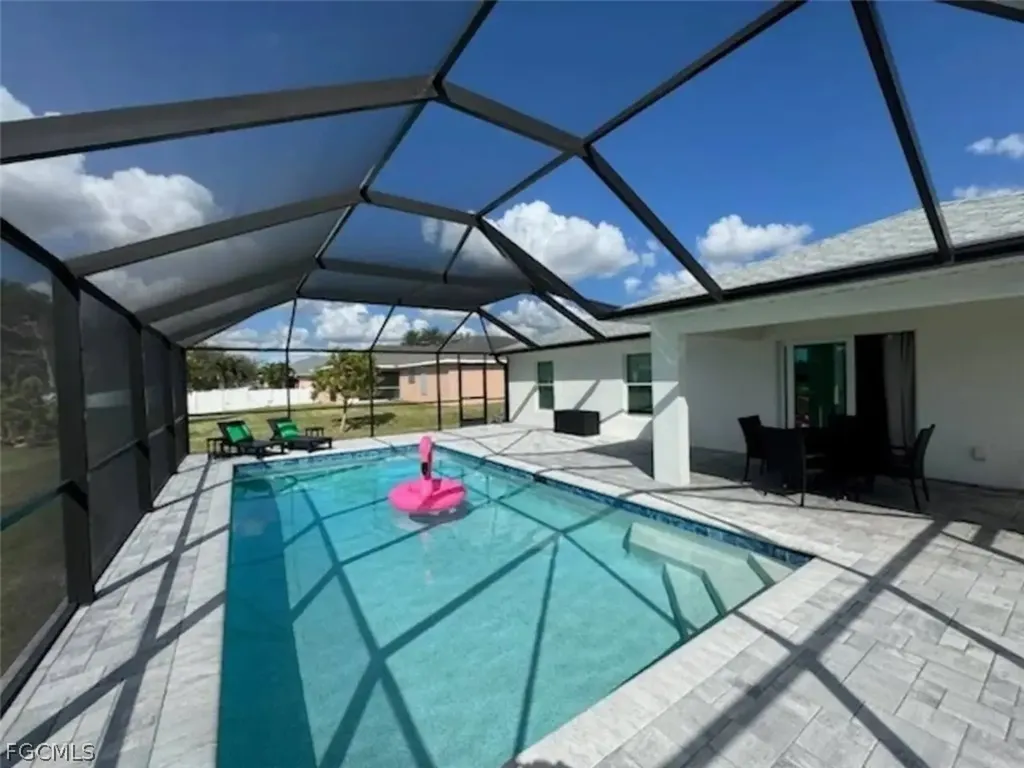 1618 NW 5th Place Cape Coral FL 33993