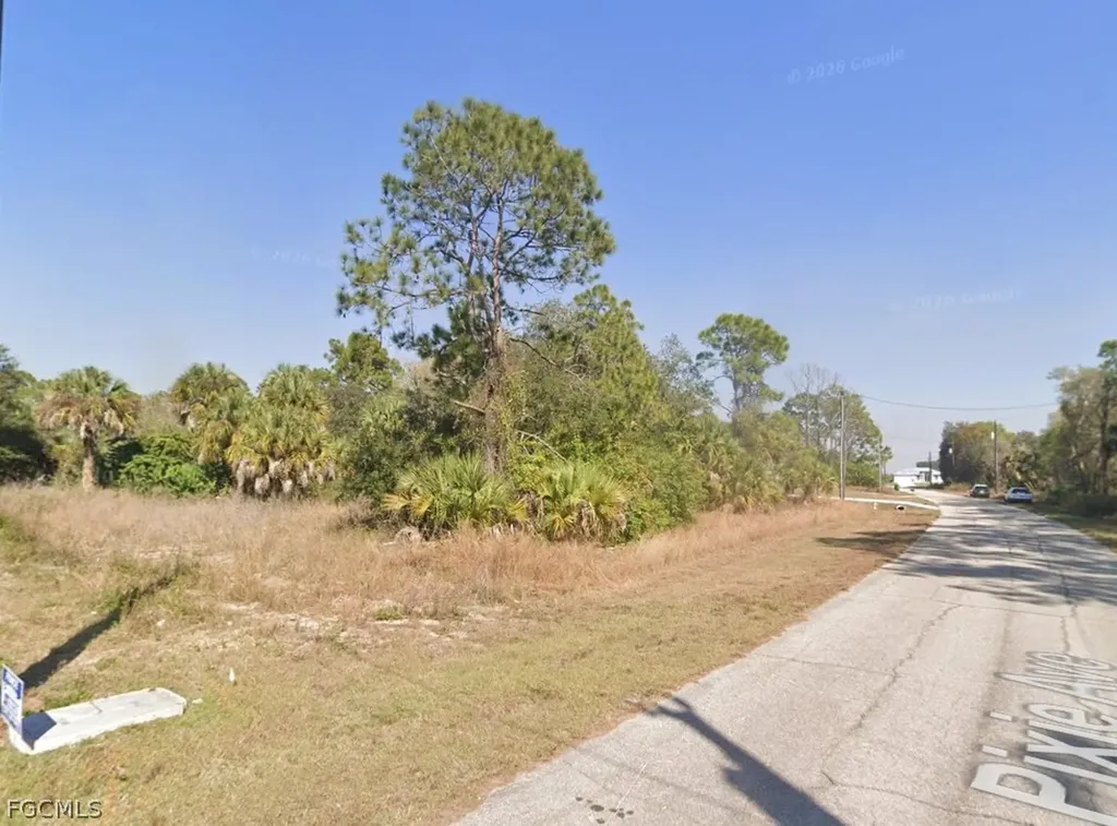 106 Pixie Avenue Labelle FL 33935